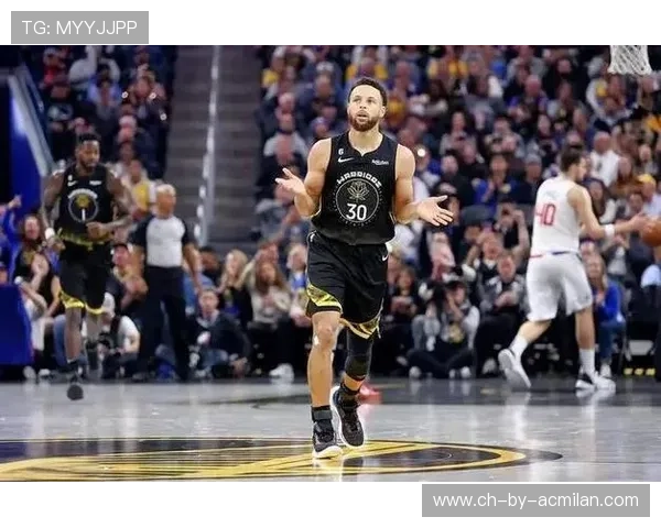 勇士队豪取17连胜,继续领跑联盟,勇士队集锦 勇士队豪取17连胜,继续领跑联盟,勇士队集锦